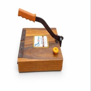 Wooden Khichiya / Puri Press Square | Heavy Duty Wooden Papad Maker | Strong Handle with Best Locking Clip